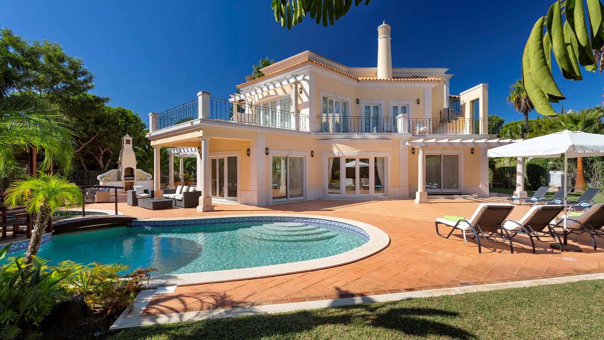 Villa Island